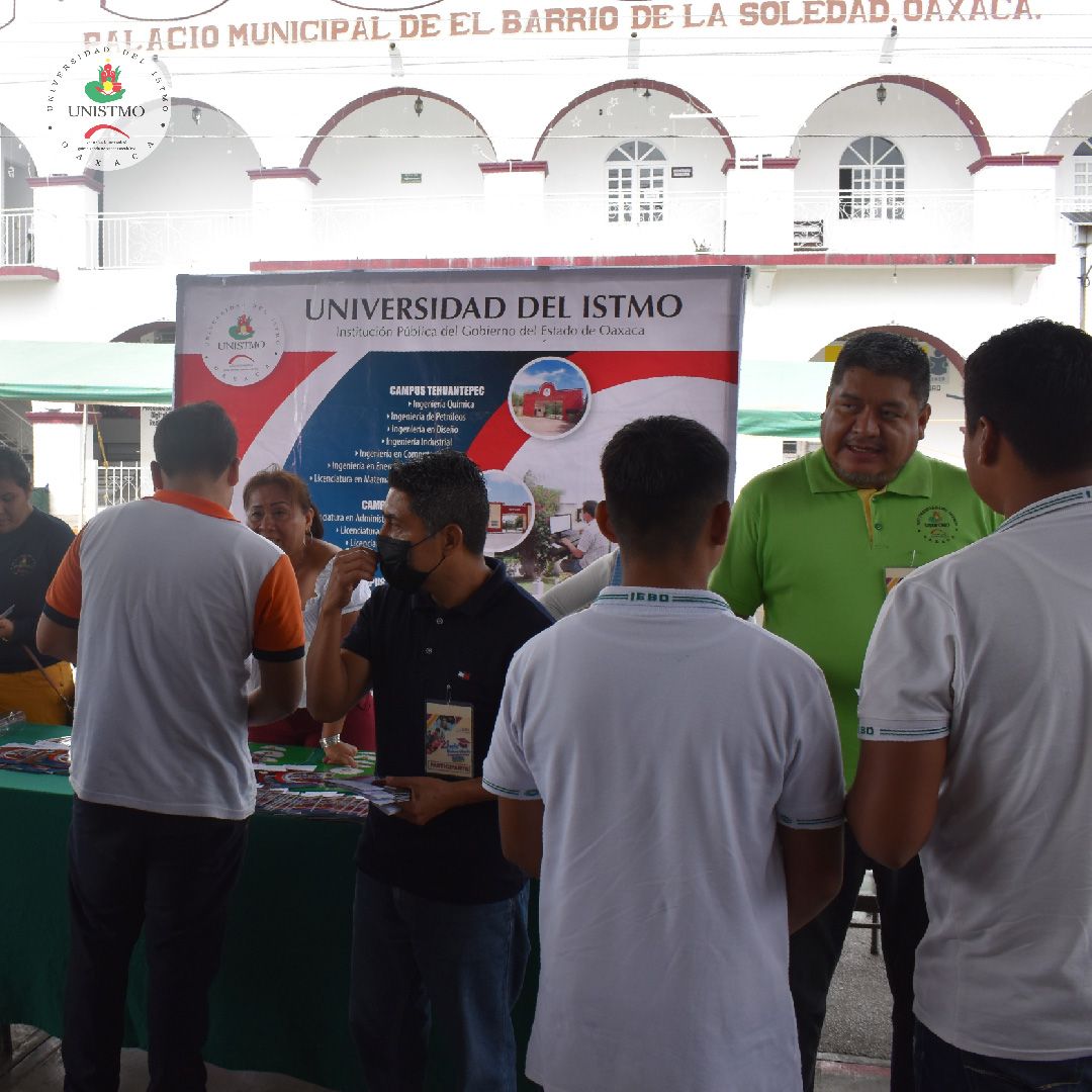 Participación en la 2ª Feria Universitaria 2024