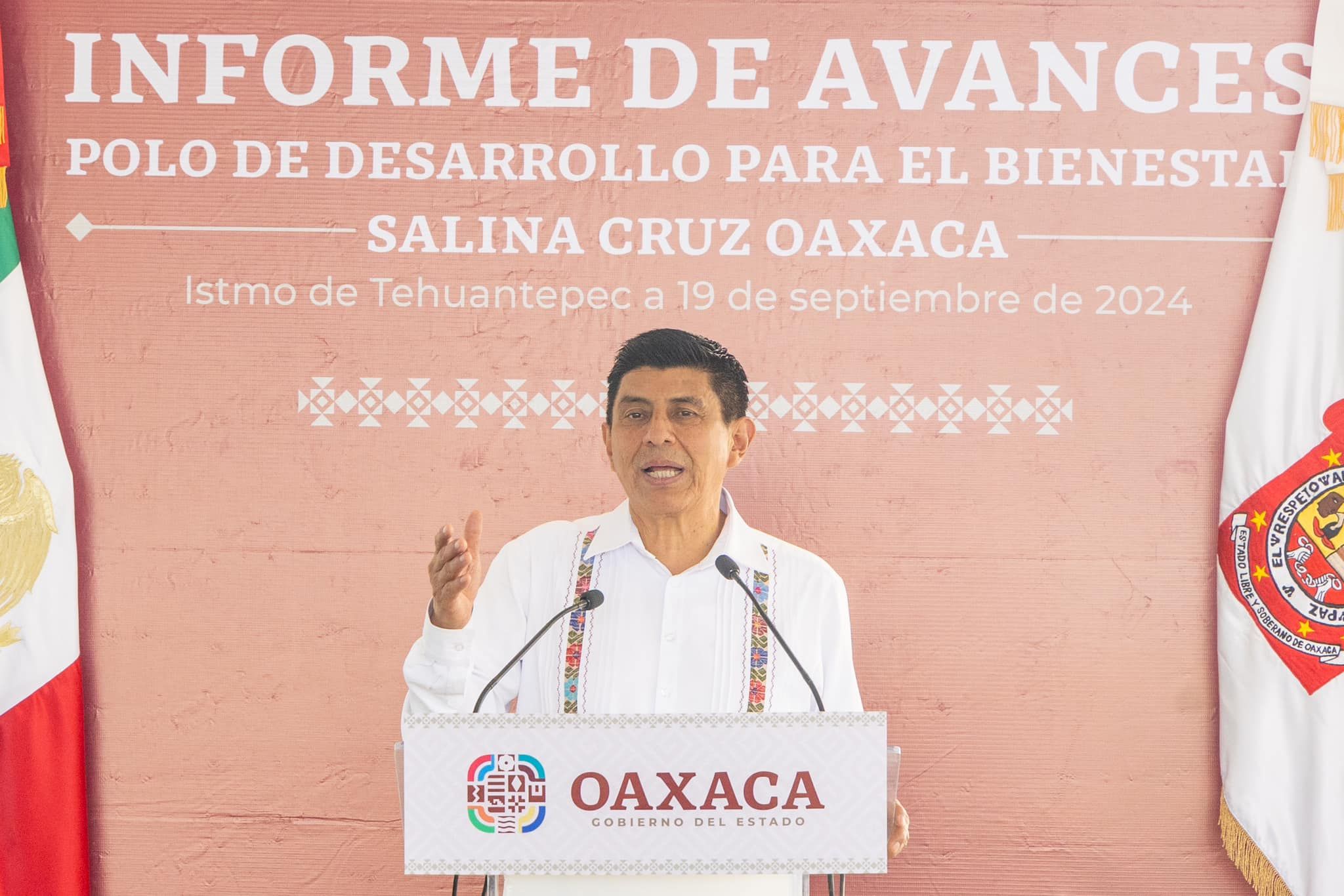 Ing. Salomón Jara Cruz Presidió Acto en Oaxaca