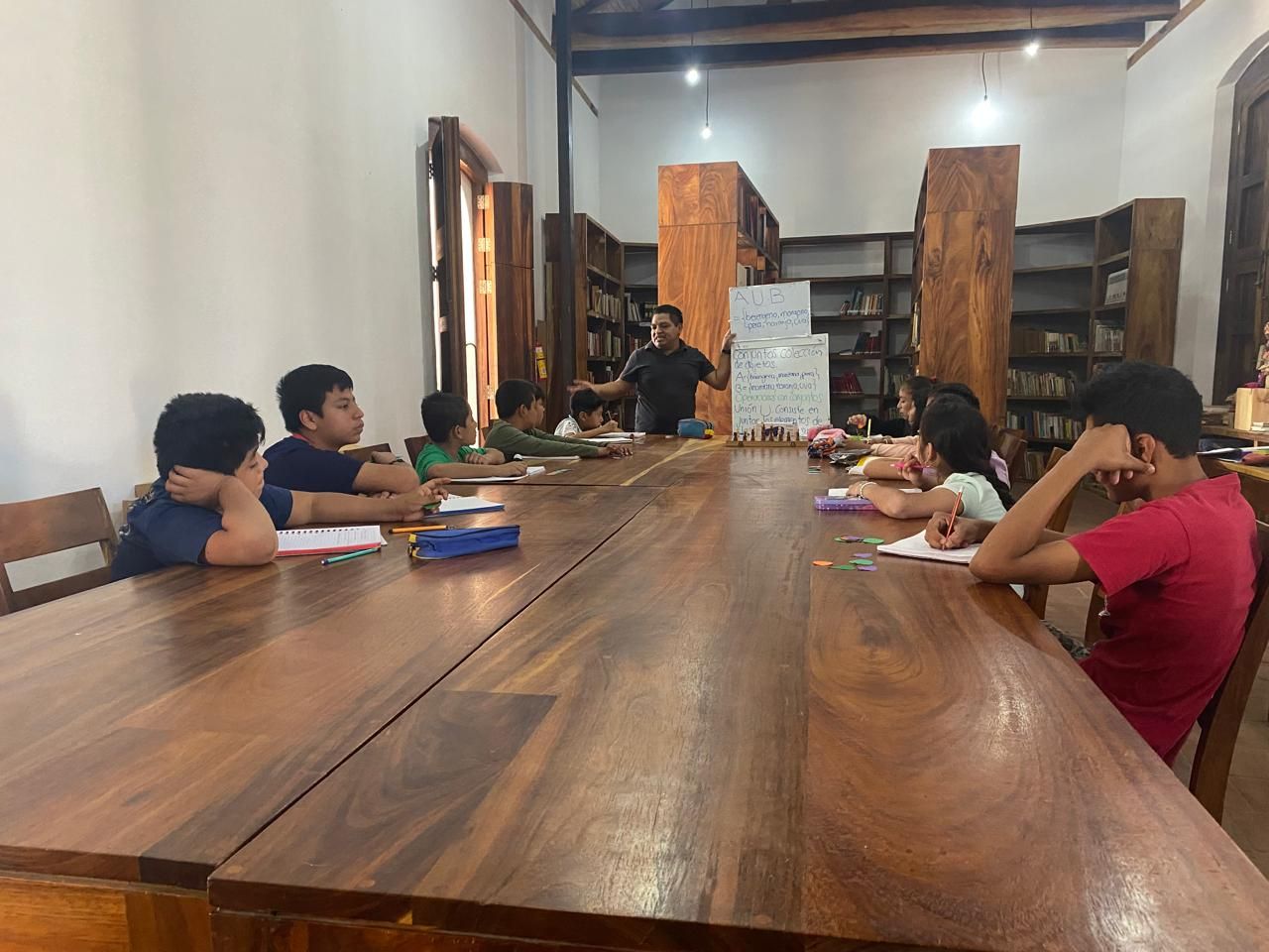 Taller 'Matemáticas y Ciencias' impartido por Dr. Ignacio Luna