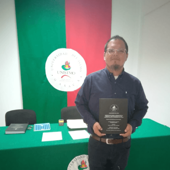 Felicitaciones a Miguel Ángel Pérez Vázquez