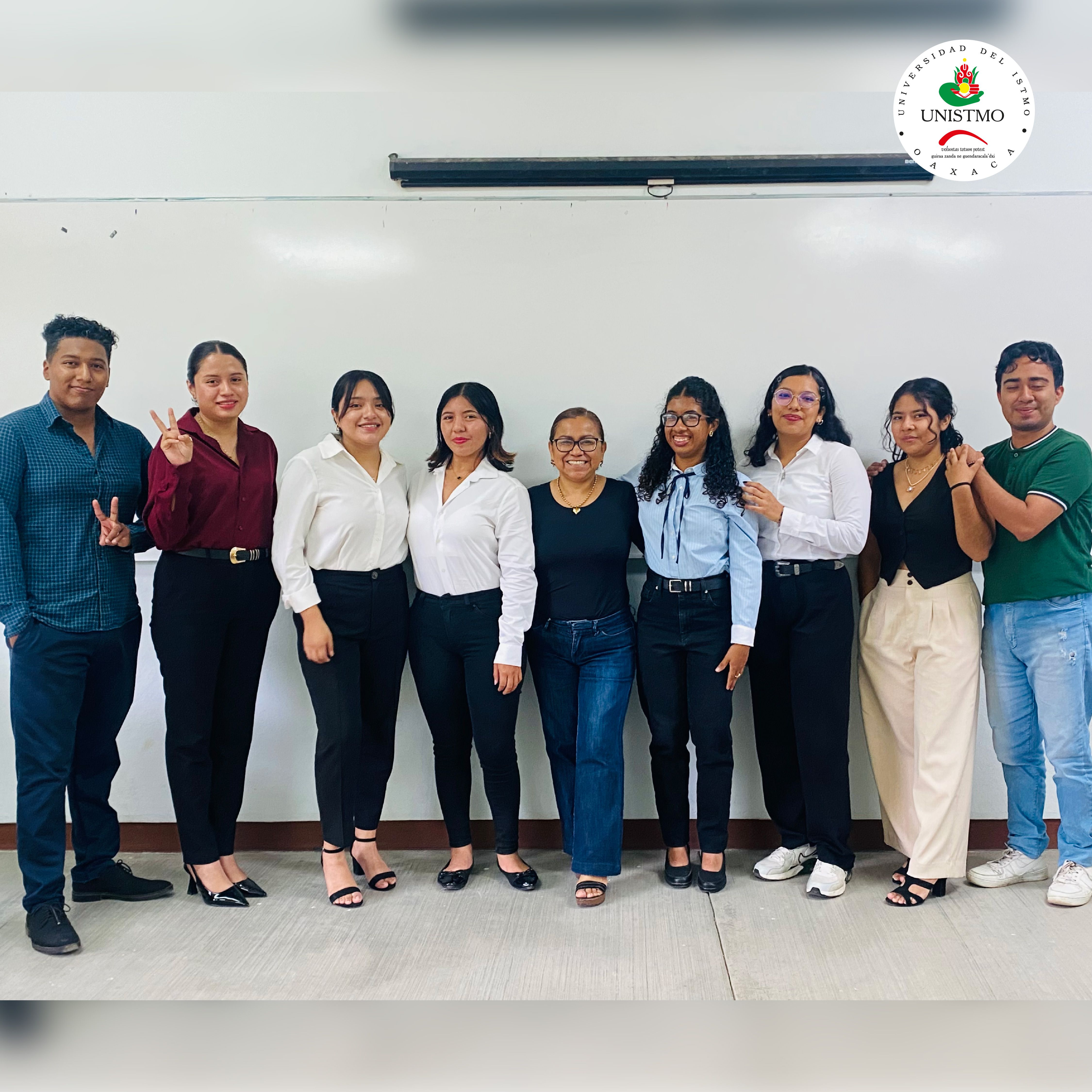 Universidad del Istmo felicita a estudiantes seleccionados para
